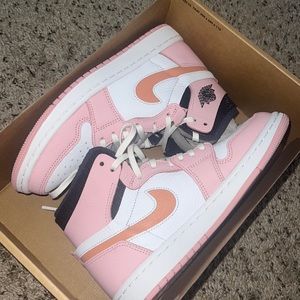 Jordan 1 High Zoom Air CMFT Cauliflower Sneakers